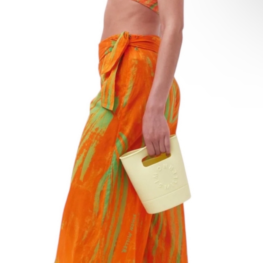 LIKE NEW MINI RUBBER BONSAI IN SWING YELLOW